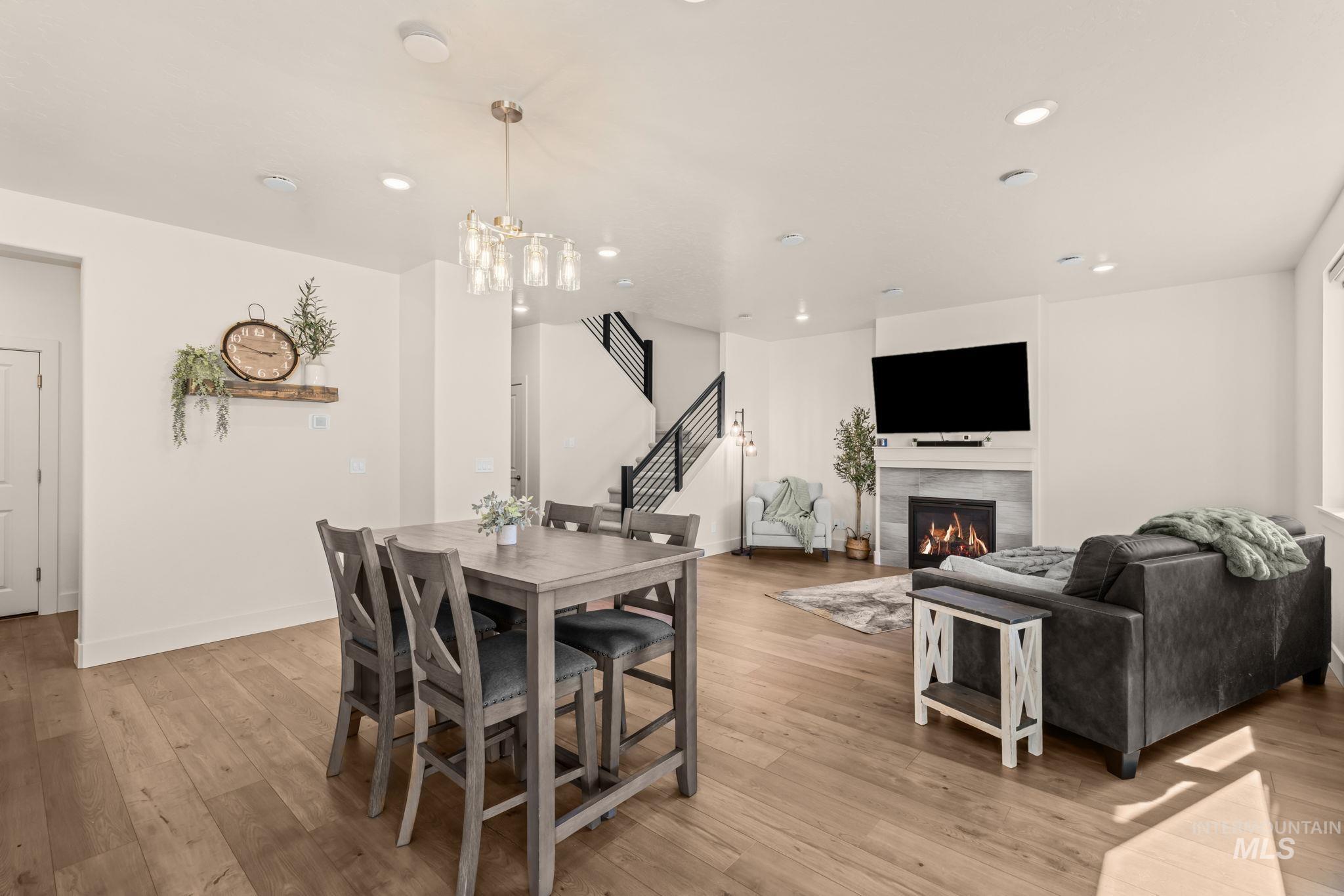 5345 S Snowden Ave, Meridian, Idaho 83642, 4 Bedrooms, 2.5 Bathrooms, Residential For Sale, Price $565,000,MLS 99002410