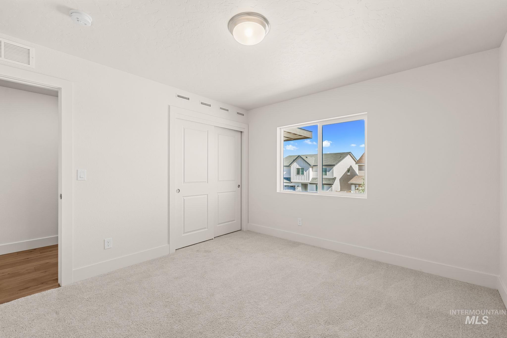 5345 S Snowden Ave, Meridian, Idaho 83642, 4 Bedrooms, 2.5 Bathrooms, Residential For Sale, Price $565,000,MLS 99002410
