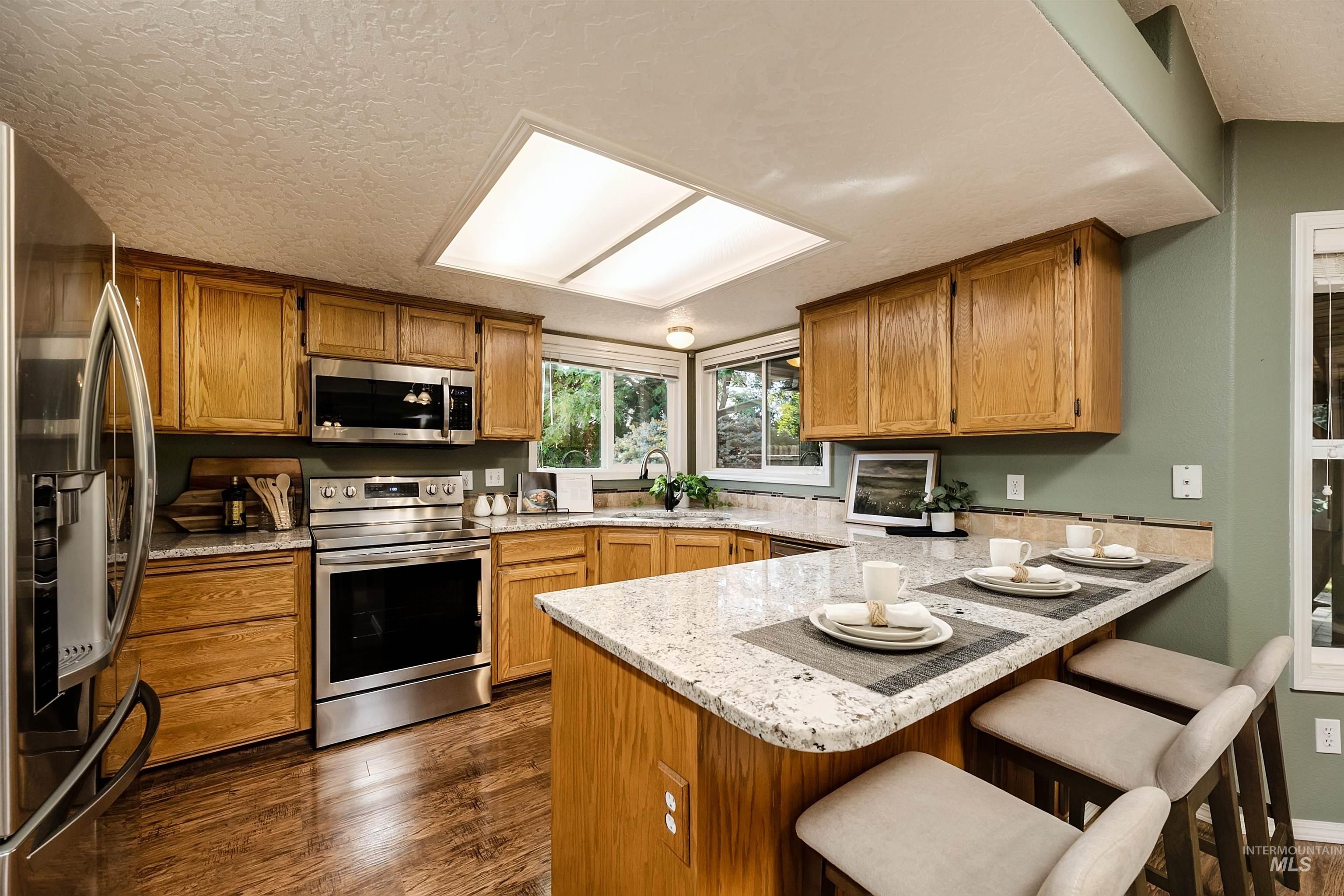 6071 N Drake Way, Garden City, Idaho 83714, 4 Bedrooms, 3 Bathrooms, Residential For Sale, Price $684,900,MLS 99002412