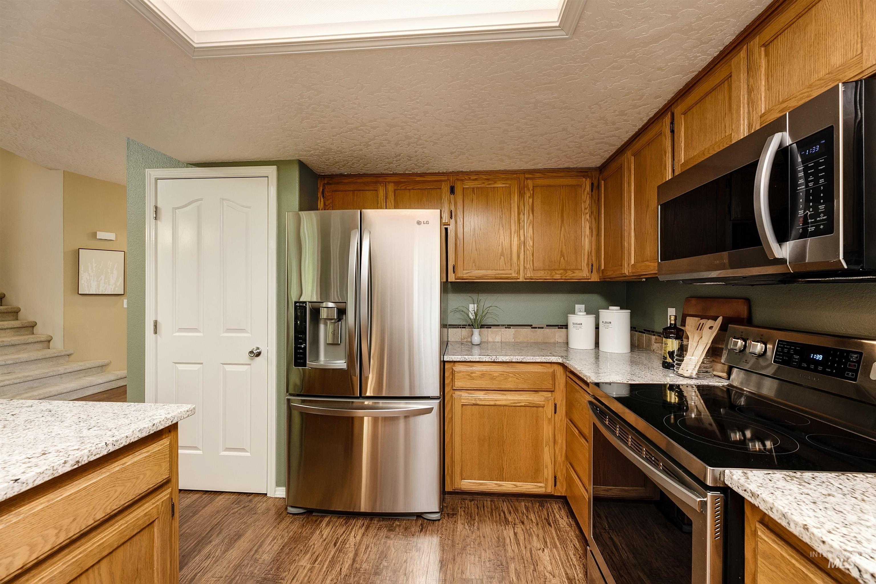 6071 N Drake Way, Garden City, Idaho 83714, 4 Bedrooms, 3 Bathrooms, Residential For Sale, Price $684,900,MLS 99002412