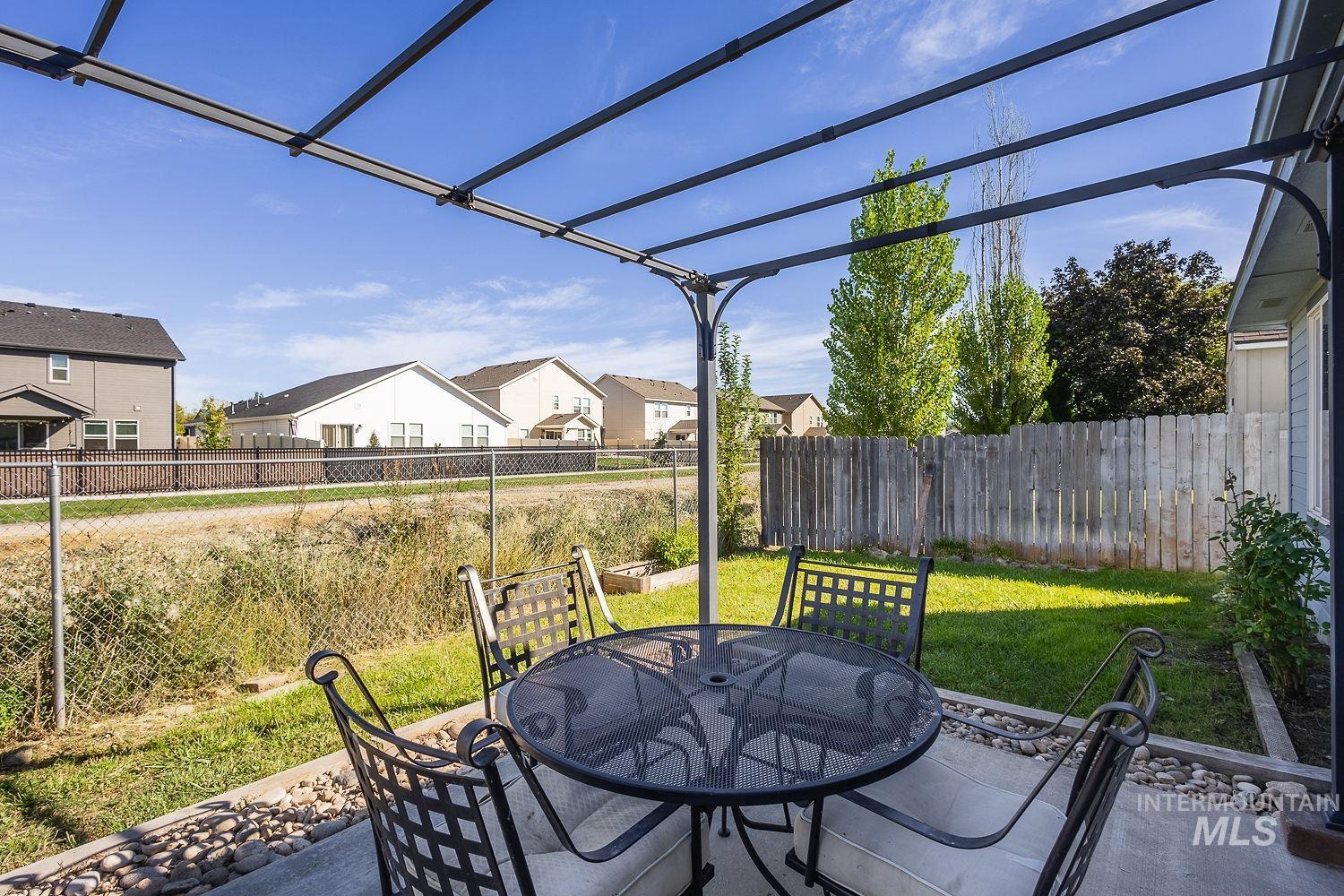 10928 W Hazelwood Dr, Star, Idaho 83669, 3 Bedrooms, 2 Bathrooms, Residential For Sale, Price $399,000,MLS 99002414
