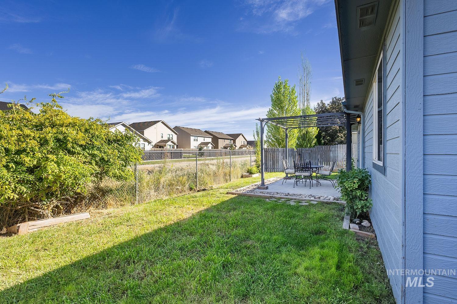 10928 W Hazelwood Dr, Star, Idaho 83669, 3 Bedrooms, 2 Bathrooms, Residential For Sale, Price $399,000,MLS 99002414