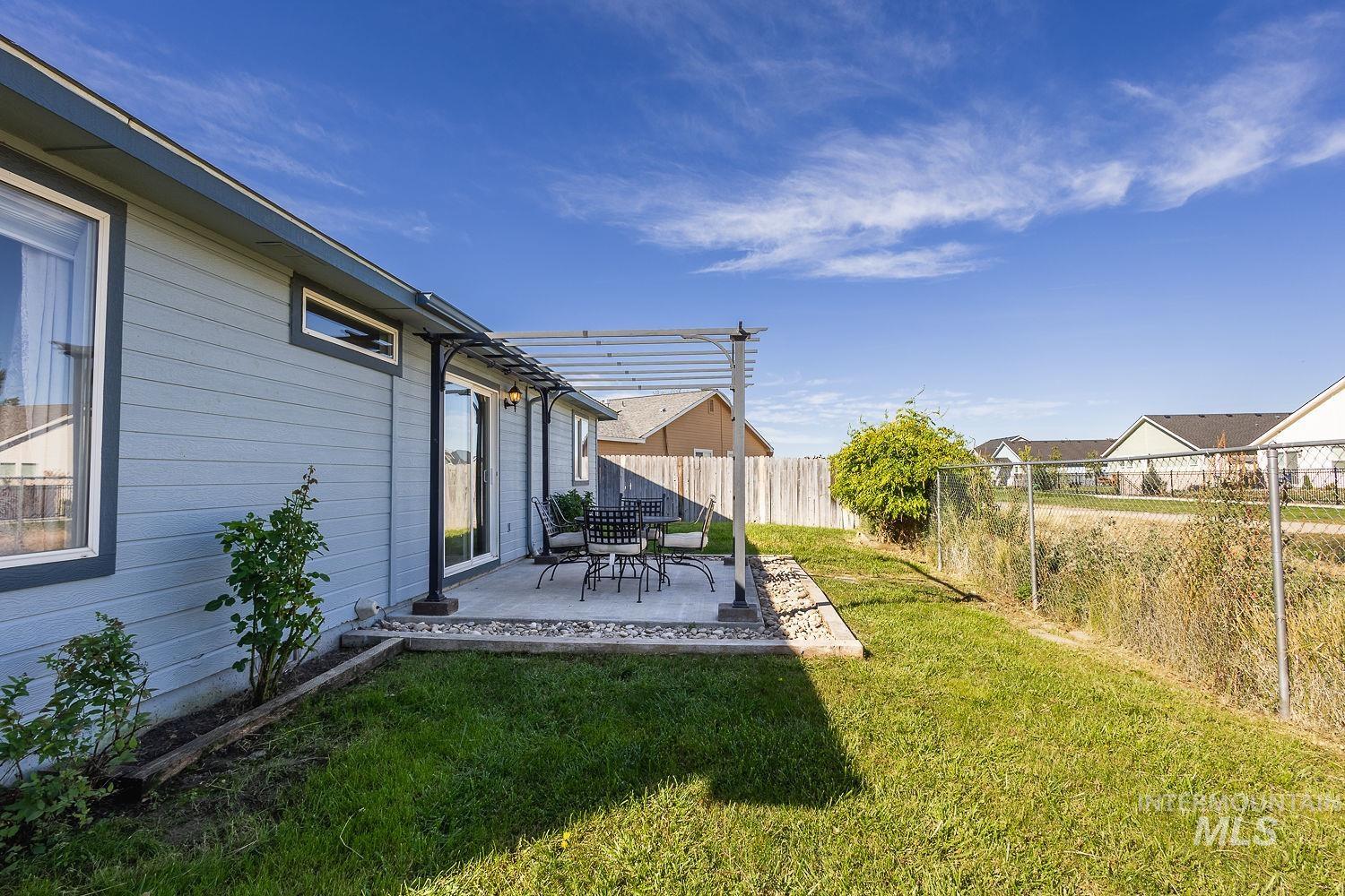 10928 W Hazelwood Dr, Star, Idaho 83669, 3 Bedrooms, 2 Bathrooms, Residential For Sale, Price $399,000,MLS 99002414