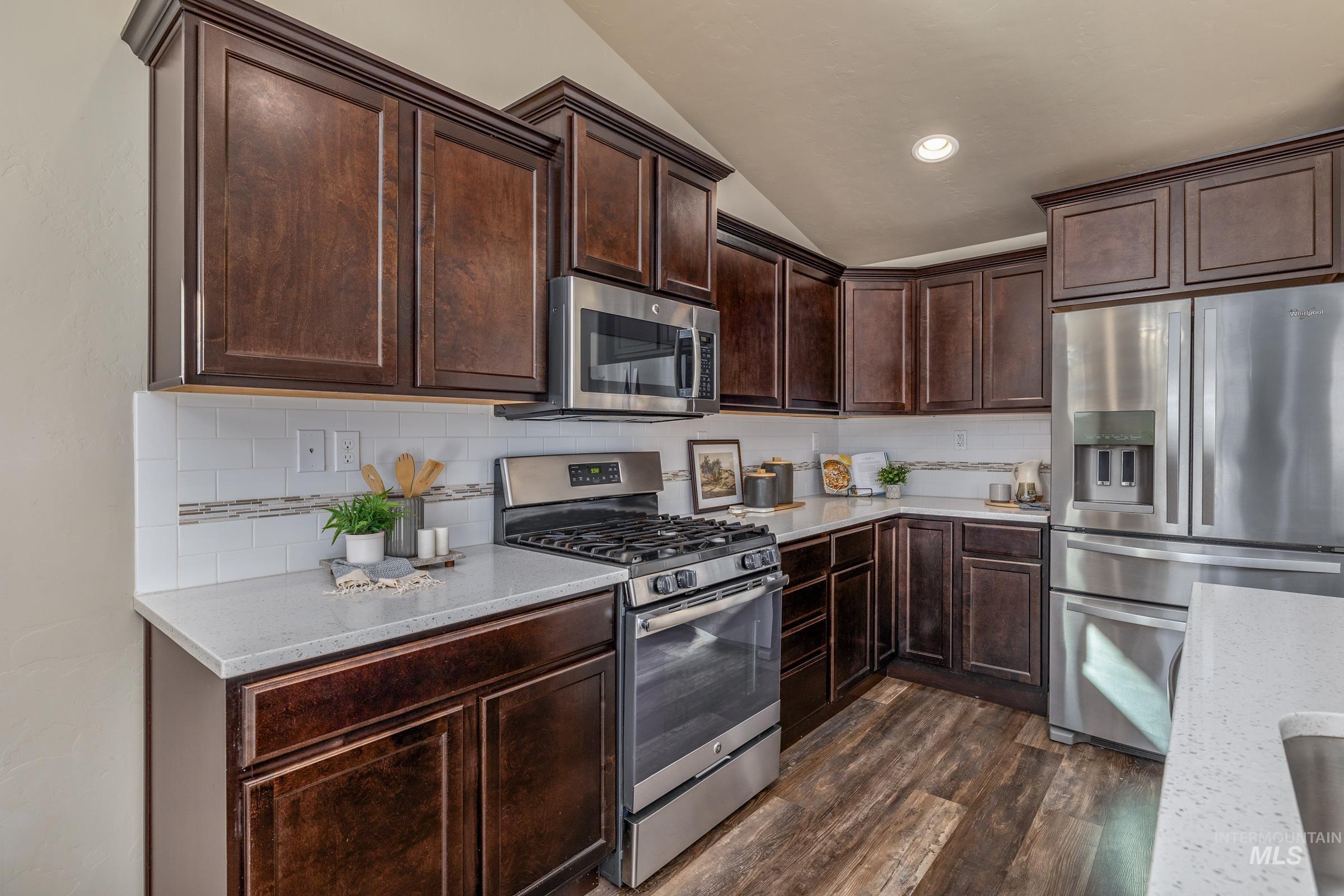 6334 S Kelso Way, Boise, Idaho 83709, 3 Bedrooms, 2 Bathrooms, Residential For Sale, Price $424,900,MLS 99002416