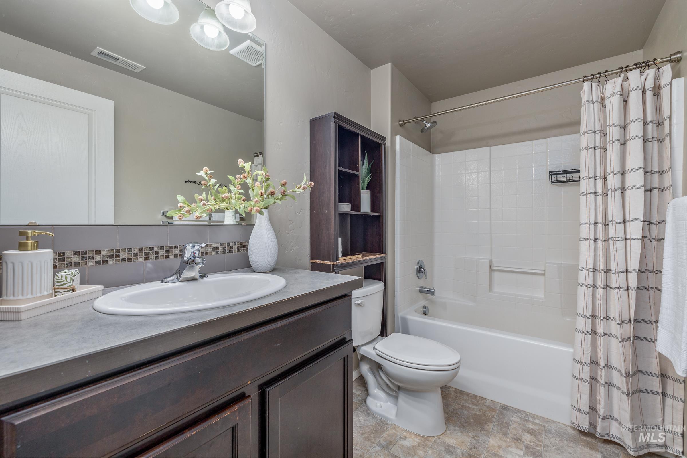 6334 S Kelso Way, Boise, Idaho 83709, 3 Bedrooms, 2 Bathrooms, Residential For Sale, Price $424,900,MLS 99002416