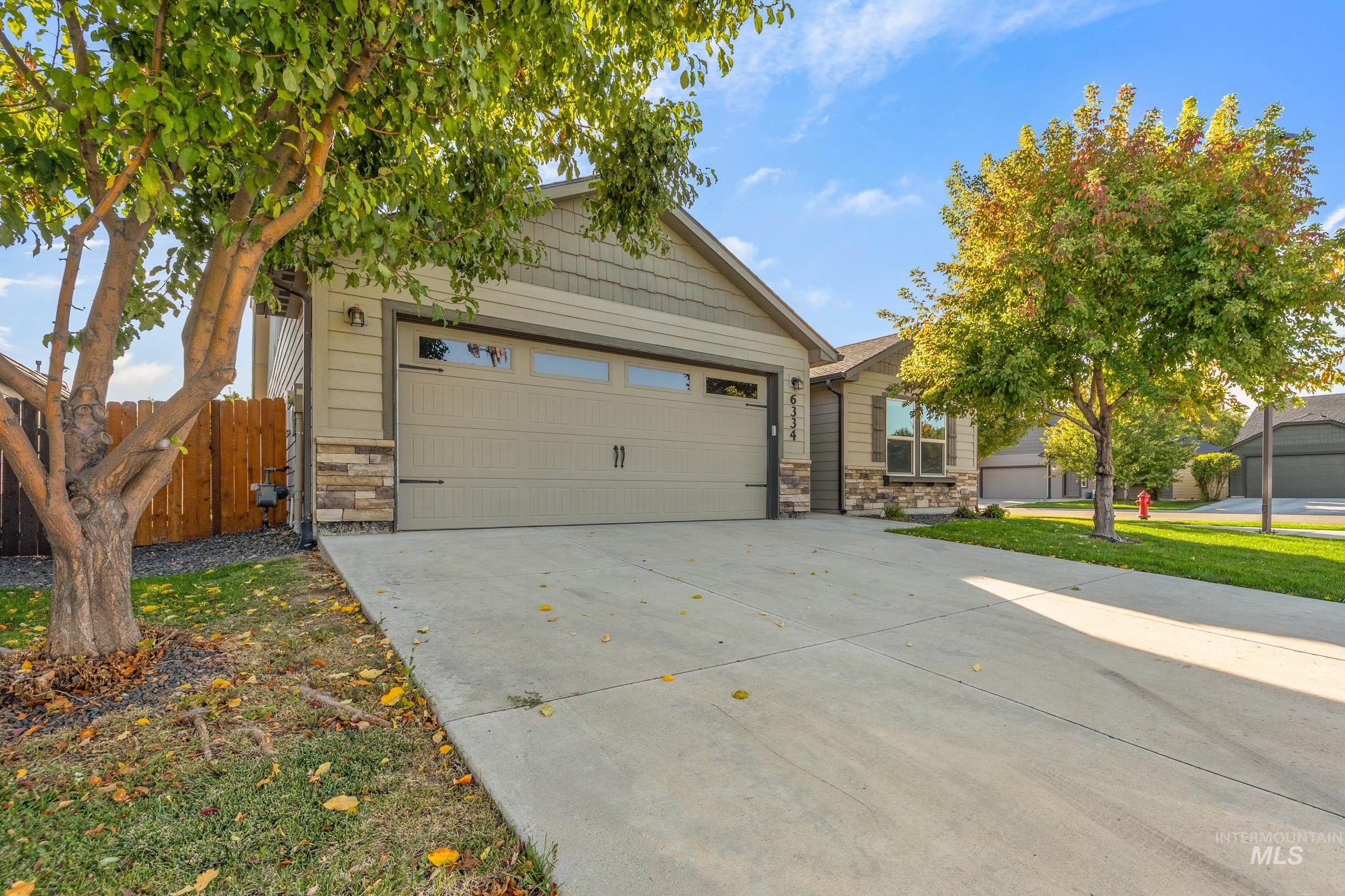6334 S Kelso Way, Boise, Idaho 83709, 3 Bedrooms, 2 Bathrooms, Residential For Sale, Price $424,900,MLS 99002416
