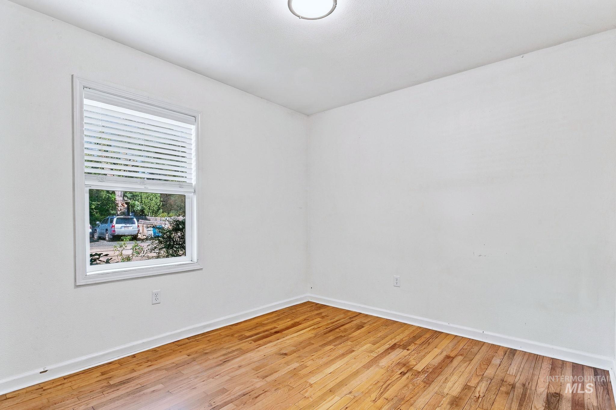 203 E Melrose St, Boise, Idaho 83706, 3 Bedrooms, 2 Bathrooms, Residential For Sale, Price $419,900,MLS 99002417