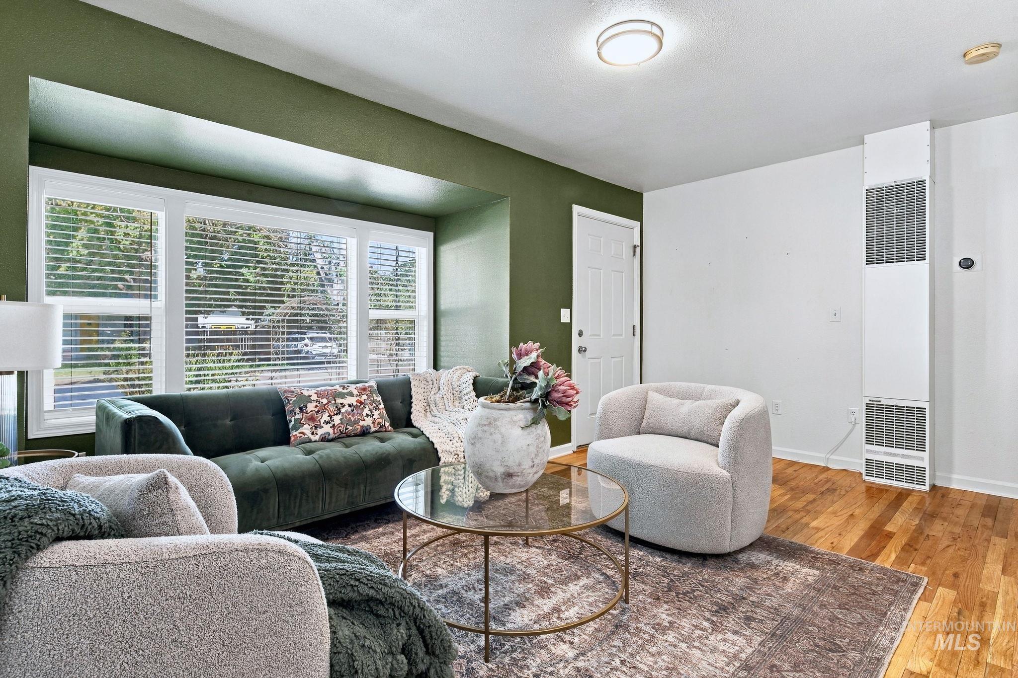 203 E Melrose St, Boise, Idaho 83706, 3 Bedrooms, 2 Bathrooms, Residential For Sale, Price $419,900,MLS 99002417