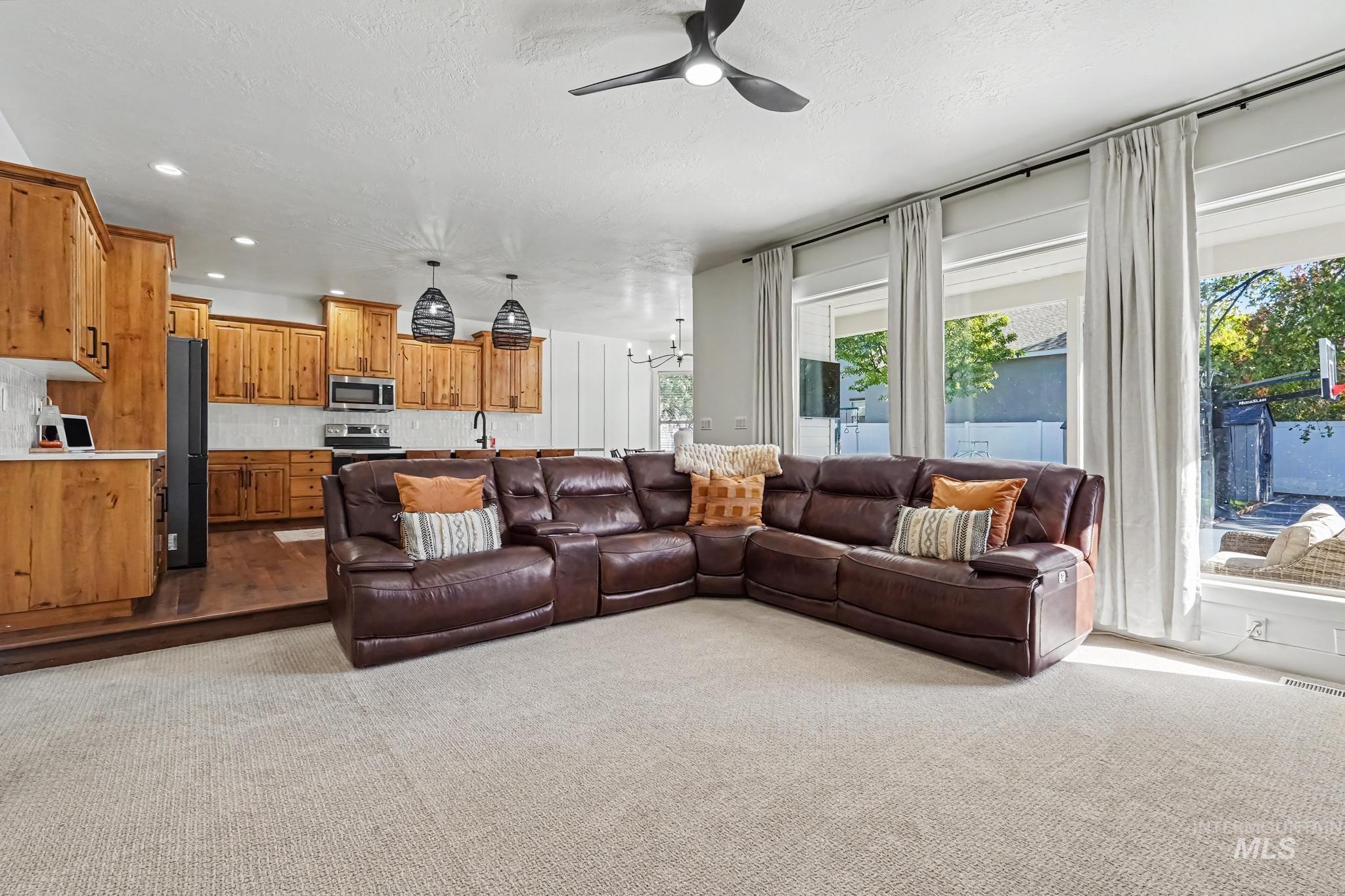 2340 S Alaska Way, Meridian, Idaho 83642, 4 Bedrooms, 2.5 Bathrooms, Residential For Sale, Price $740,000,MLS 99002418