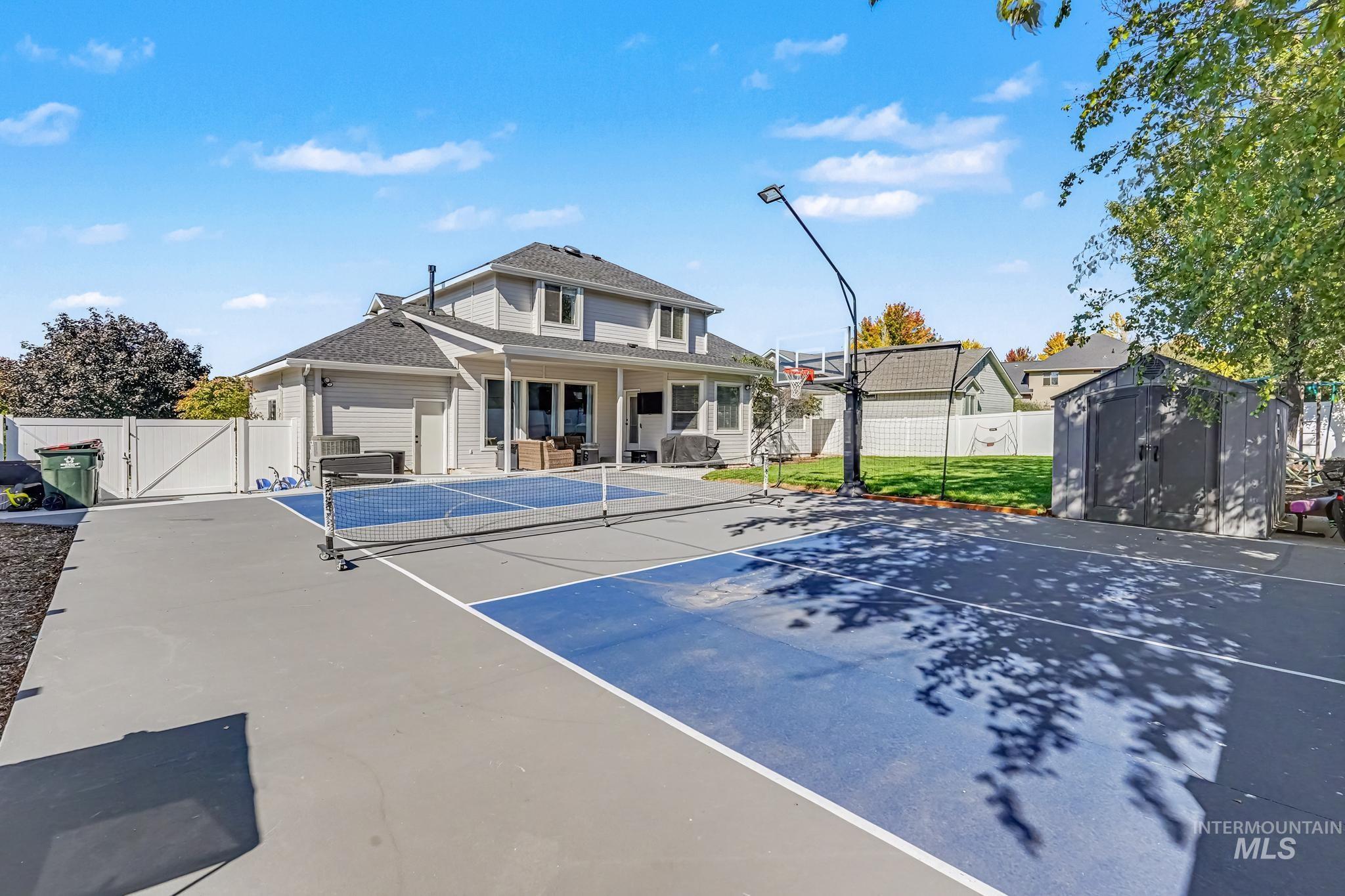 2340 S Alaska Way, Meridian, Idaho 83642, 4 Bedrooms, 2.5 Bathrooms, Residential For Sale, Price $740,000,MLS 99002418