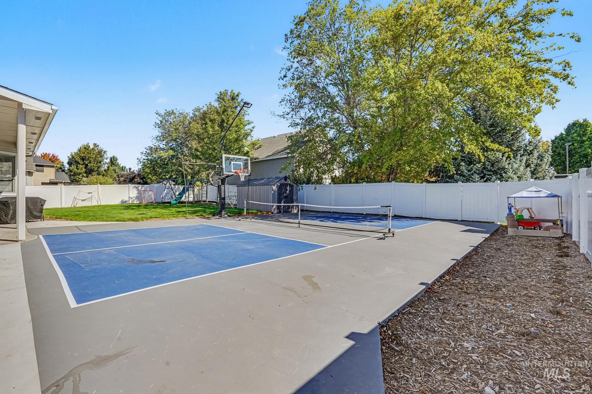 2340 S Alaska Way, Meridian, Idaho 83642, 4 Bedrooms, 2.5 Bathrooms, Residential For Sale, Price $740,000,MLS 99002418