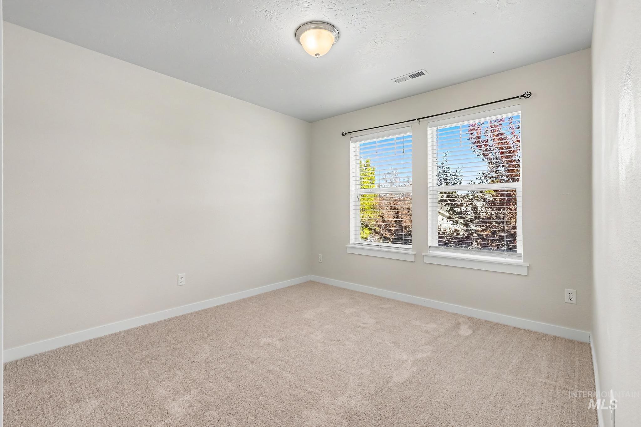 4661 N Alester Ave, Meridian, Idaho 83646, 4 Bedrooms, 2.5 Bathrooms, Residential For Sale, Price $550,000,MLS 99002421