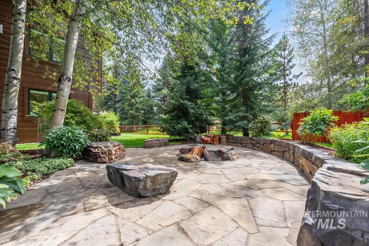 106 Hidden Hollow, Hailey, Idaho 83333, 3 Bedrooms, 3 Bathrooms, Residential For Sale, Price $4,700,000,MLS 99002424