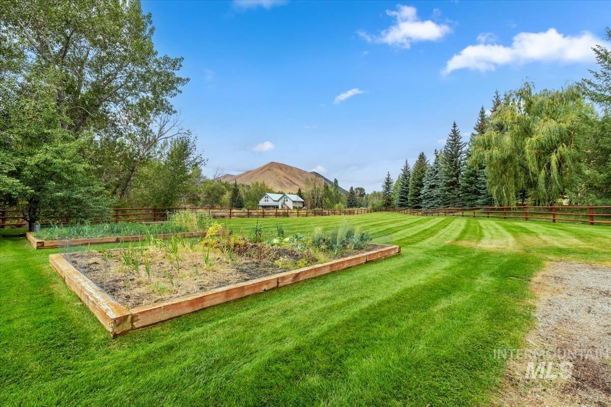 106 Hidden Hollow, Hailey, Idaho 83333, 3 Bedrooms, 3 Bathrooms, Residential For Sale, Price $4,700,000,MLS 99002424