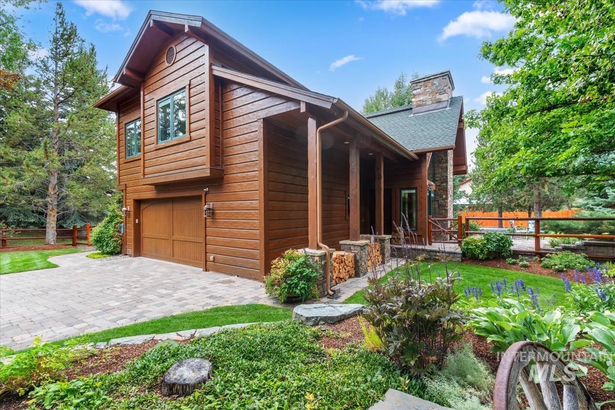 106 Hidden Hollow, Hailey, Idaho 83333, 3 Bedrooms, 3 Bathrooms, Residential For Sale, Price $4,700,000,MLS 99002424