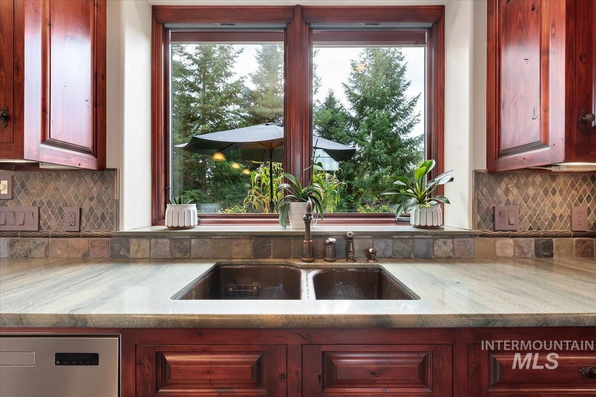 106 Hidden Hollow, Hailey, Idaho 83333, 3 Bedrooms, 3 Bathrooms, Residential For Sale, Price $4,700,000,MLS 99002424