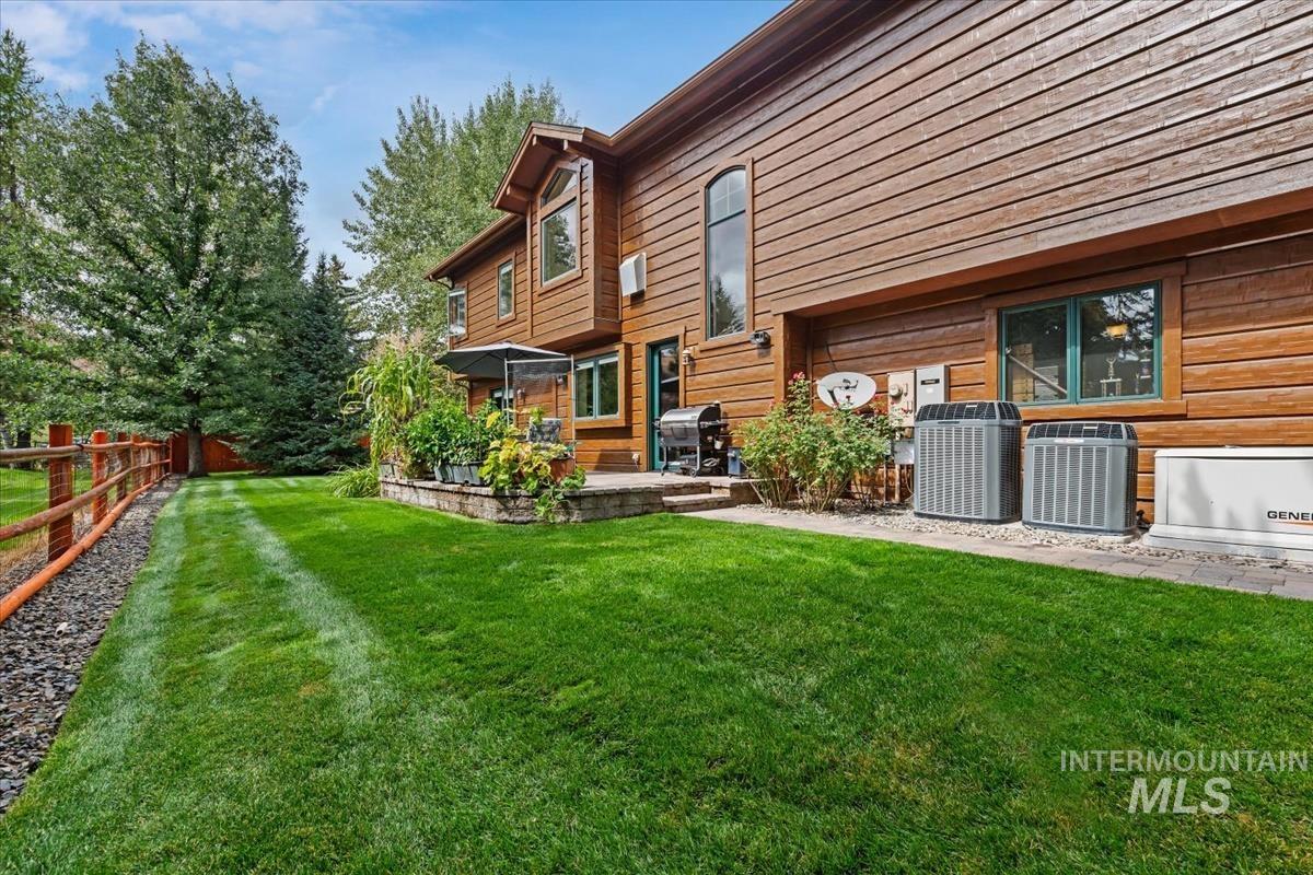 106 Hidden Hollow, Hailey, Idaho 83333, 3 Bedrooms, 3 Bathrooms, Residential For Sale, Price $4,700,000,MLS 99002424