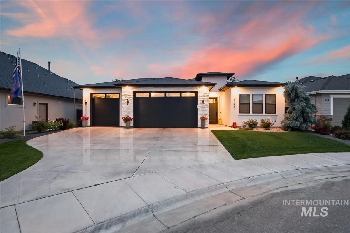 7041 N Exeter Pl., Meridian, Idaho 83646, 3 Bedrooms, 2 Bathrooms, Residential For Sale, Price $715,000,MLS 99002425