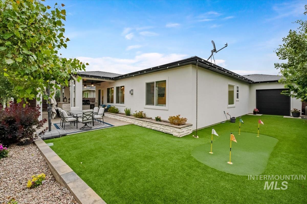 7041 N Exeter Pl., Meridian, Idaho 83646, 3 Bedrooms, 2 Bathrooms, Residential For Sale, Price $715,000,MLS 99002425