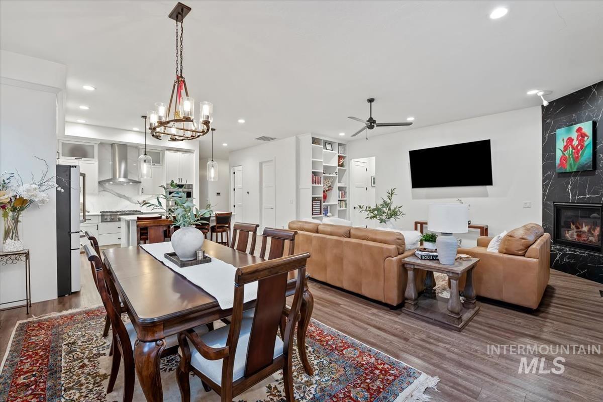 7041 N Exeter Pl., Meridian, Idaho 83646, 3 Bedrooms, 2 Bathrooms, Residential For Sale, Price $715,000,MLS 99002425
