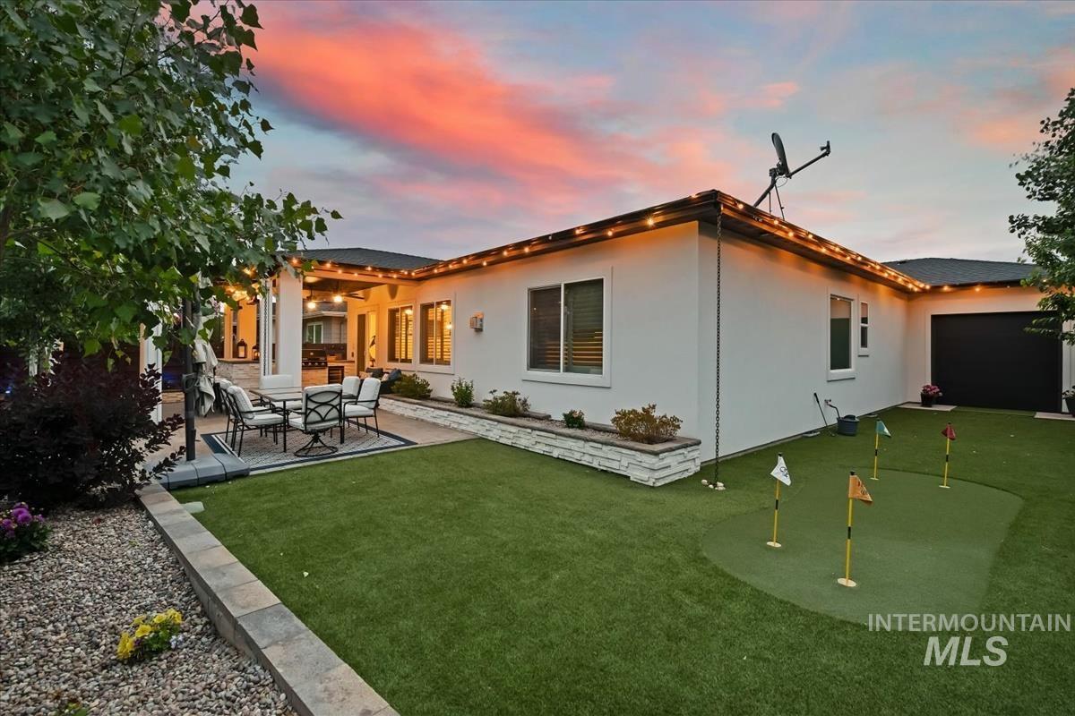 7041 N Exeter Pl., Meridian, Idaho 83646, 3 Bedrooms, 2 Bathrooms, Residential For Sale, Price $715,000,MLS 99002425