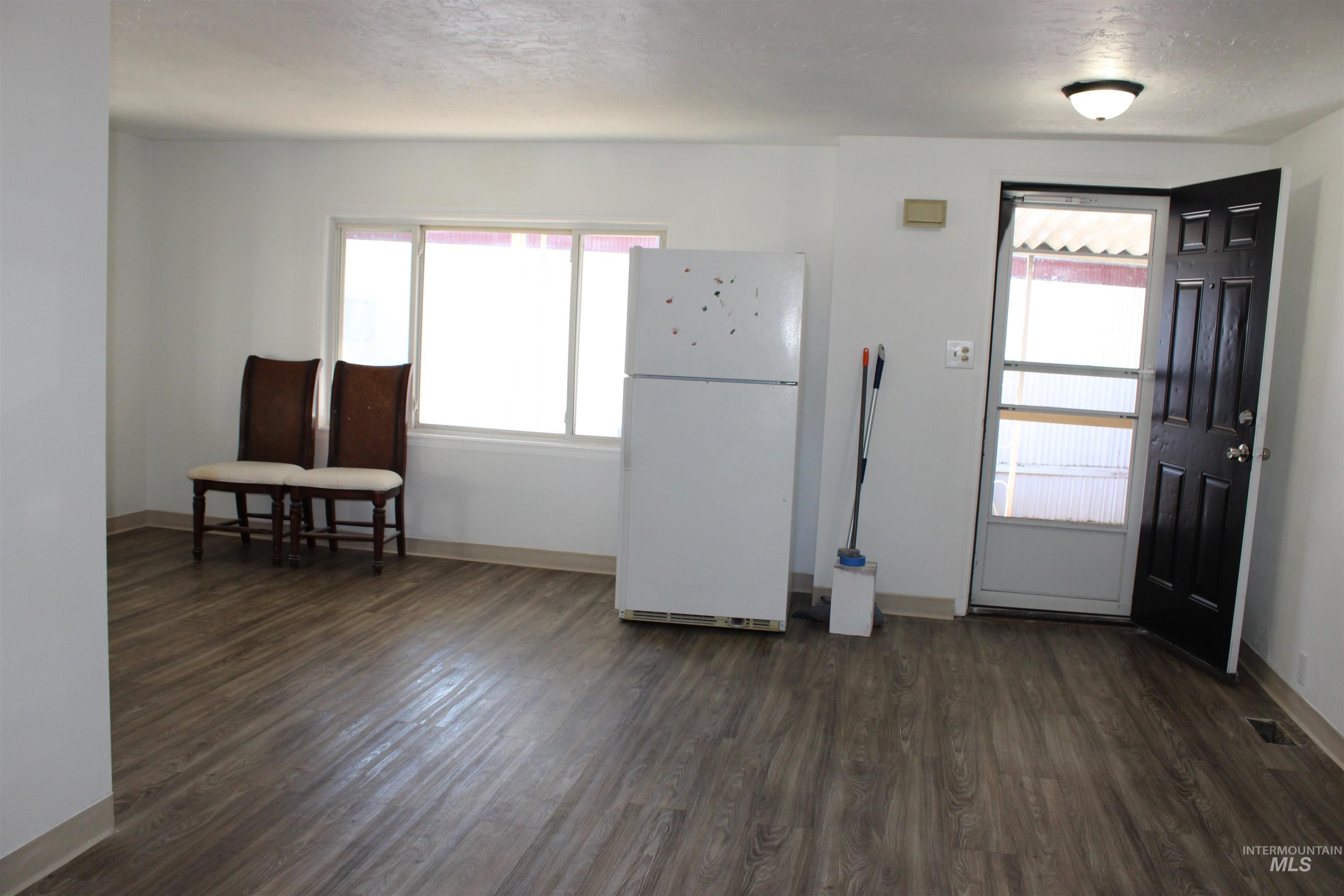 181 N Liberty St, Boise, Idaho 83704, 2 Bedrooms, 2 Bathrooms, Residential For Sale, Price $90,000,MLS 99002426