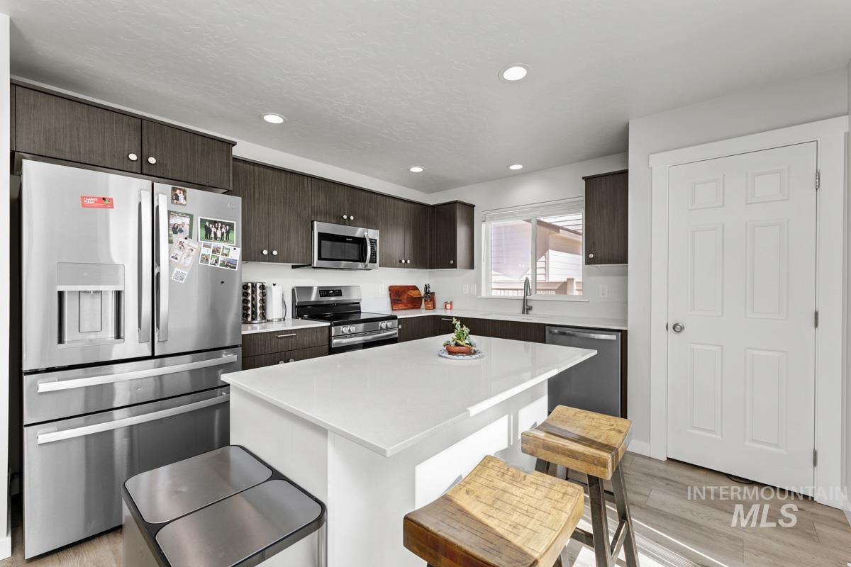 11097 Cart St, Caldwell, Idaho 83605, 4 Bedrooms, 2.5 Bathrooms, Residential For Sale, Price $425,000,MLS 99002432