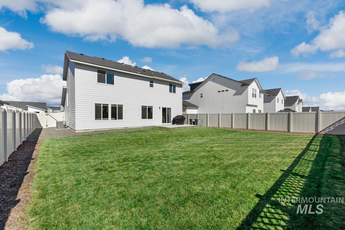 11097 Cart St, Caldwell, Idaho 83605, 4 Bedrooms, 2.5 Bathrooms, Residential For Sale, Price $425,000,MLS 99002432
