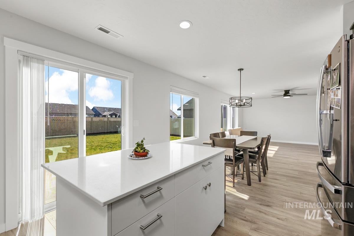 11097 Cart St, Caldwell, Idaho 83605, 4 Bedrooms, 2.5 Bathrooms, Residential For Sale, Price $425,000,MLS 99002432