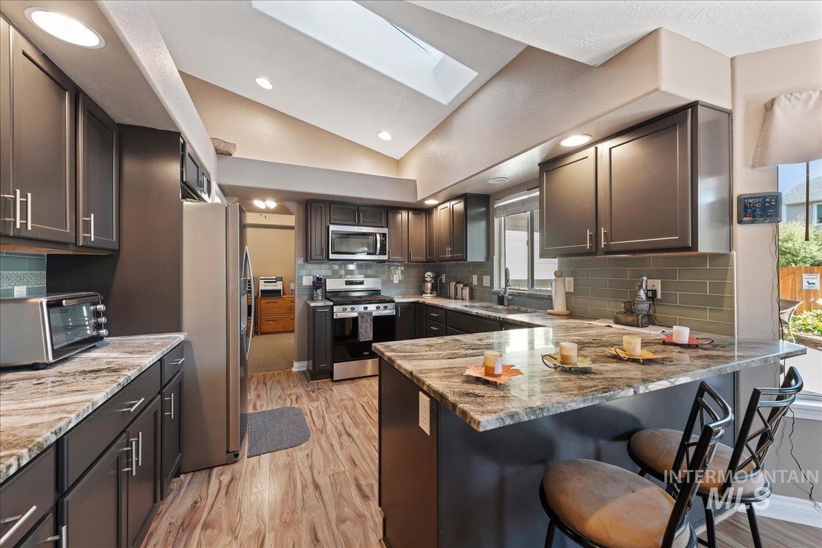 2810 S Brandy's Jewel, Meridian, Idaho 83642, 5 Bedrooms, 4 Bathrooms, Residential For Sale, Price $724,900,MLS 99002439