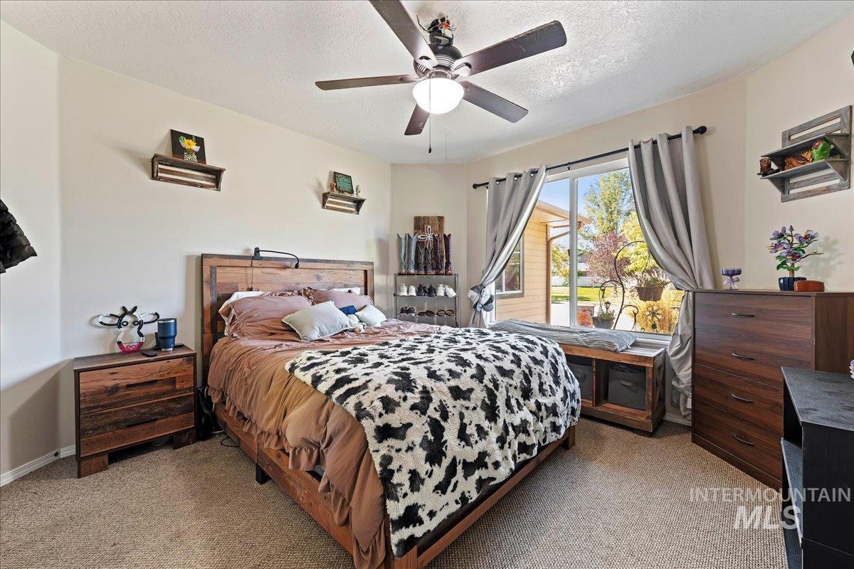2810 S Brandy's Jewel, Meridian, Idaho 83642, 5 Bedrooms, 4 Bathrooms, Residential For Sale, Price $724,900,MLS 99002439