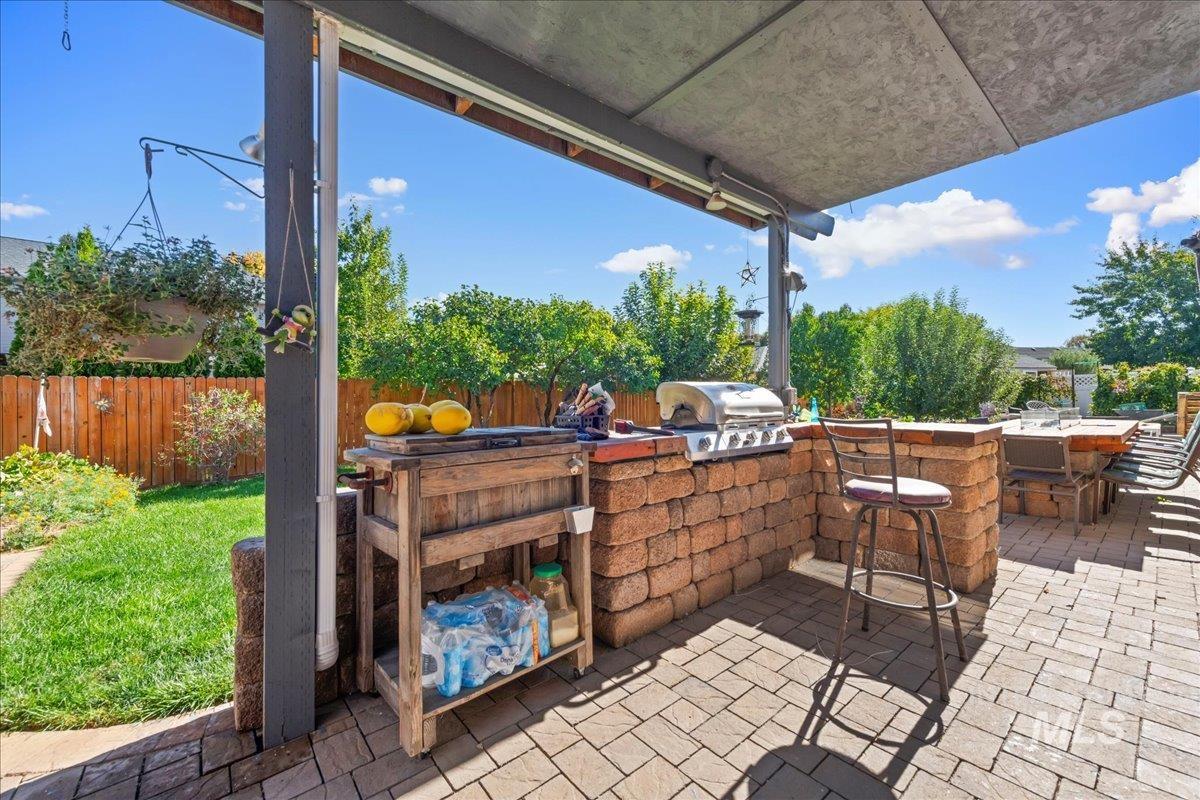 2810 S Brandy's Jewel, Meridian, Idaho 83642, 5 Bedrooms, 4 Bathrooms, Residential For Sale, Price $724,900,MLS 99002439