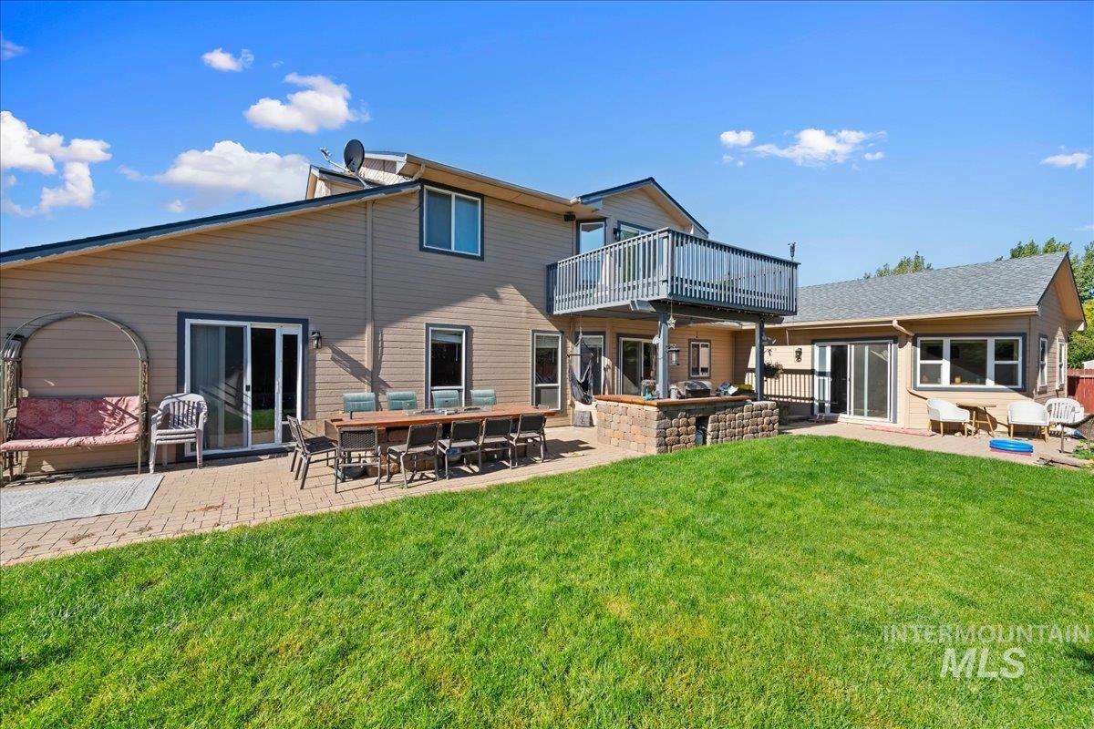 2810 S Brandy's Jewel, Meridian, Idaho 83642, 5 Bedrooms, 4 Bathrooms, Residential For Sale, Price $724,900,MLS 99002439