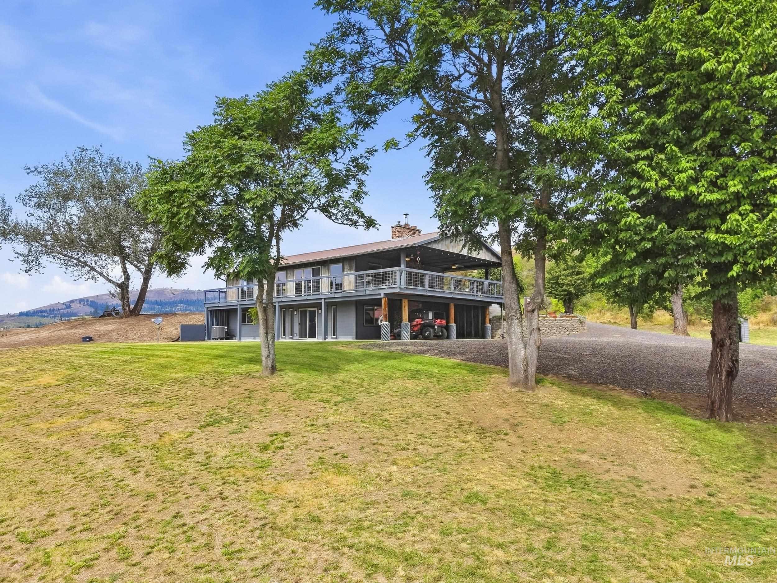 131 Beaver Nob Dr., Kamiah, Idaho 83536, 3 Bedrooms, 2 Bathrooms, Residential For Sale, Price $854,000,MLS 99002442