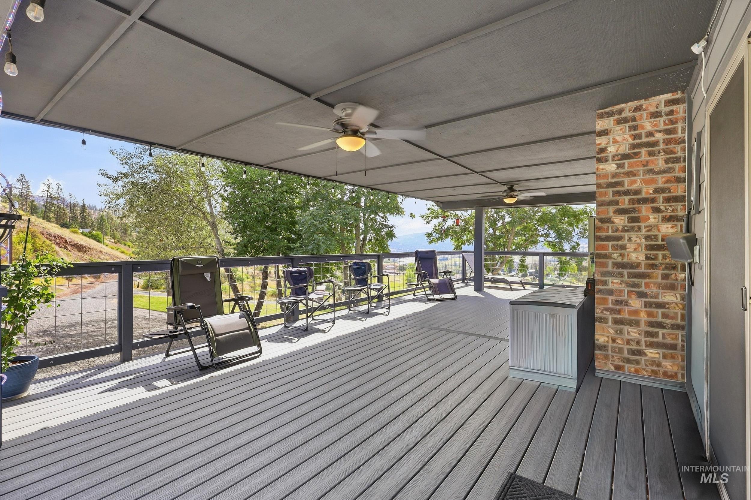 131 Beaver Nob Dr., Kamiah, Idaho 83536, 3 Bedrooms, 2 Bathrooms, Residential For Sale, Price $854,000,MLS 99002442