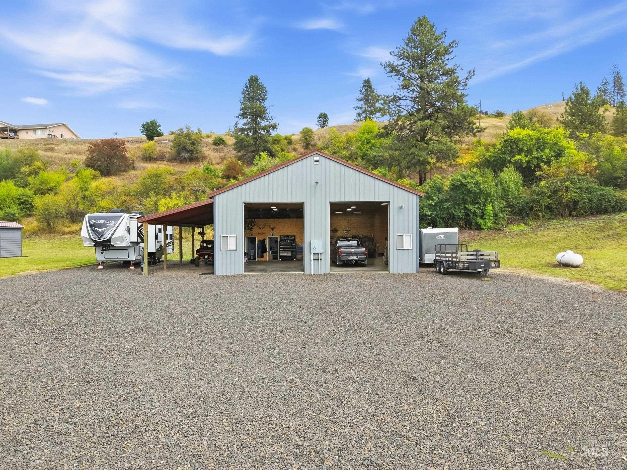 131 Beaver Nob Dr., Kamiah, Idaho 83536, 3 Bedrooms, 2 Bathrooms, Residential For Sale, Price $854,000,MLS 99002442