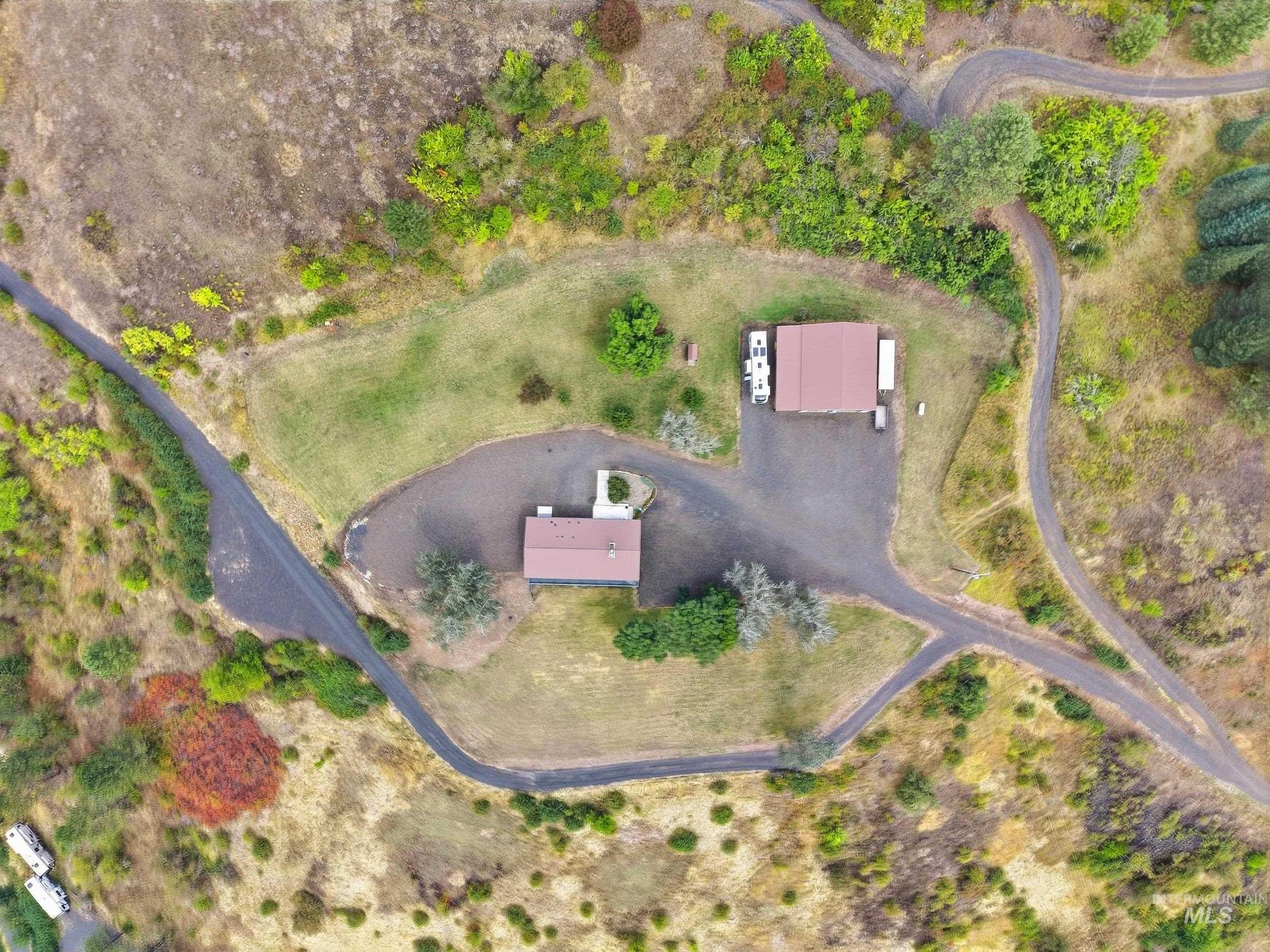 131 Beaver Nob Dr., Kamiah, Idaho 83536, 3 Bedrooms, 2 Bathrooms, Residential For Sale, Price $854,000,MLS 99002442
