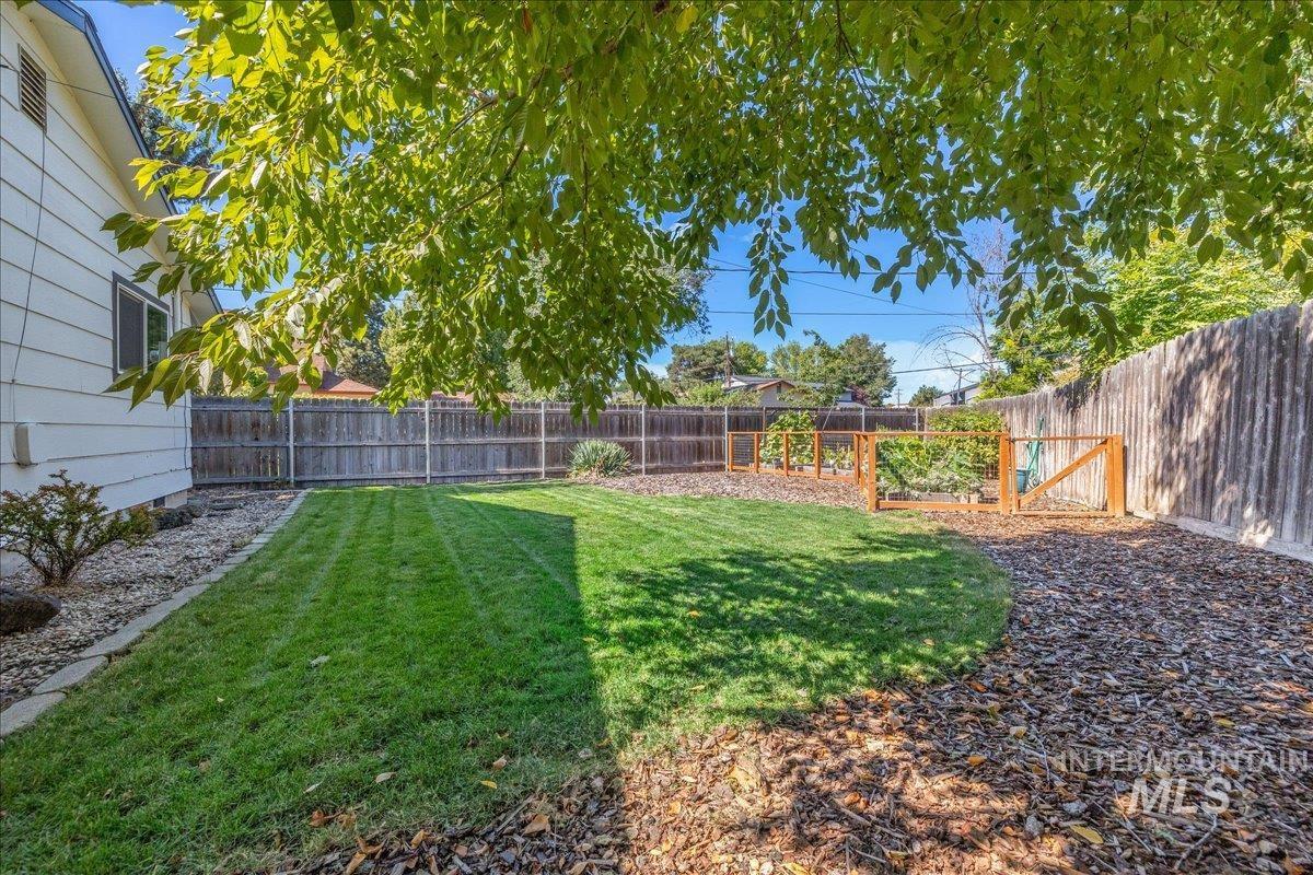 4614 W Alamosa St, Boise, Idaho 83703, 3 Bedrooms, 1.5 Bathrooms, Residential For Sale, Price $484,900,MLS 99002445
