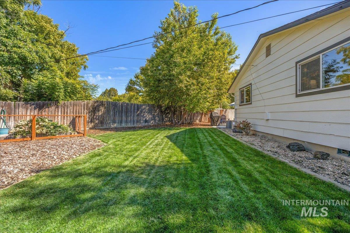 4614 W Alamosa St, Boise, Idaho 83703, 3 Bedrooms, 1.5 Bathrooms, Residential For Sale, Price $484,900,MLS 99002445