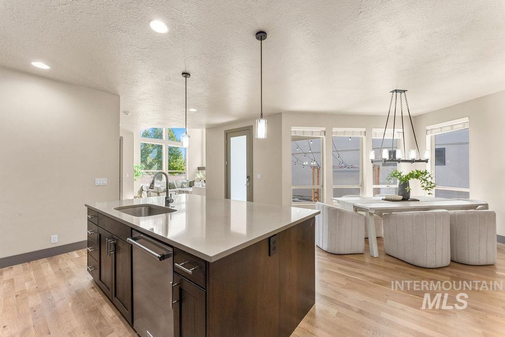 3115 S Old Hickory, Boise, Idaho 83716, 3 Bedrooms, 2.5 Bathrooms, Residential For Sale, Price $895,000,MLS 99002447