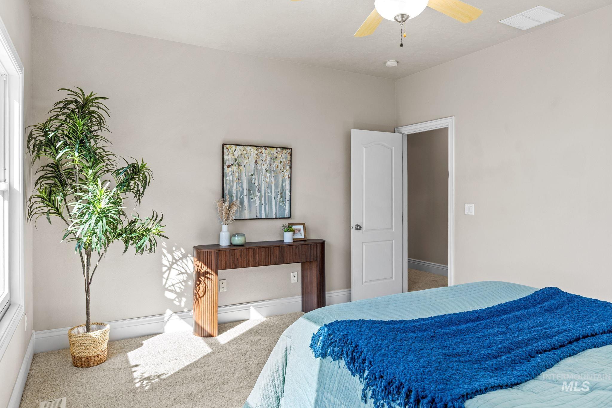 2275 E Chemise Drive, Meridian, Idaho 83646, 3 Bedrooms, 2 Bathrooms, Residential For Sale, Price $574,990,MLS 99002453