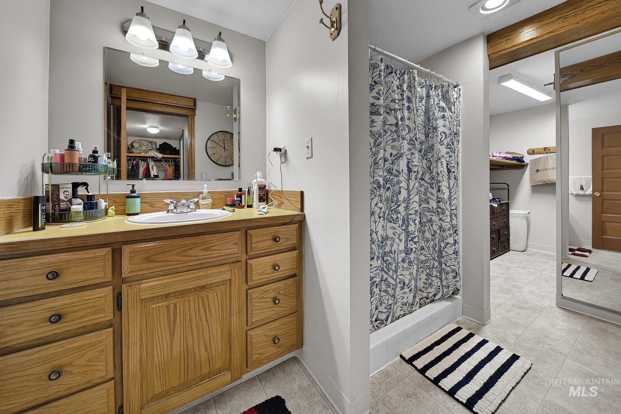 2506 W Woodlawn Ave, Boise, Idaho 83702, 2 Bedrooms, 2 Bathrooms, Residential Income For Sale, Price $999,900,MLS 99002456