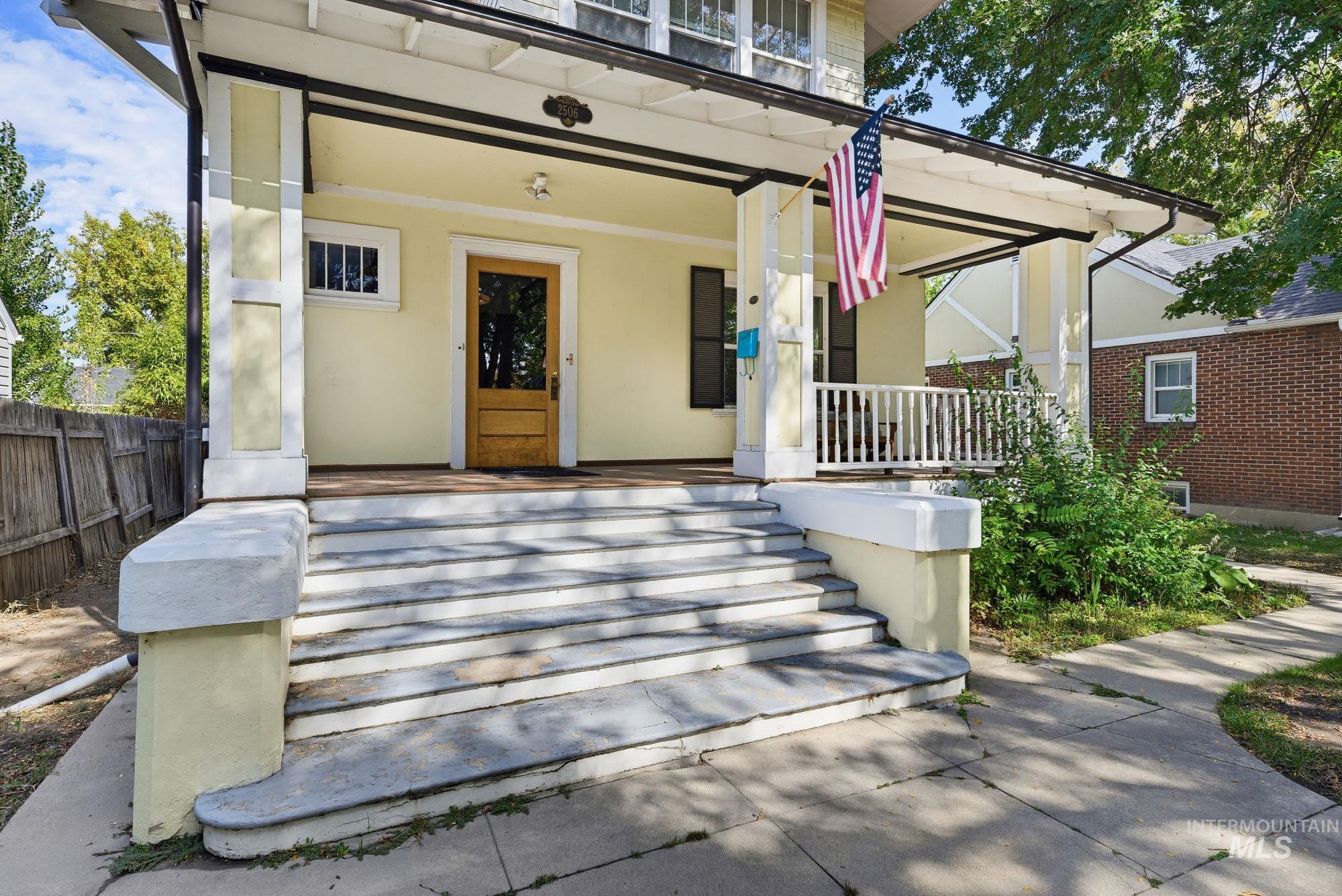 2506 W Woodlawn Ave, Boise, Idaho 83702, 2 Bedrooms, 2 Bathrooms, Residential Income For Sale, Price $999,900,MLS 99002456