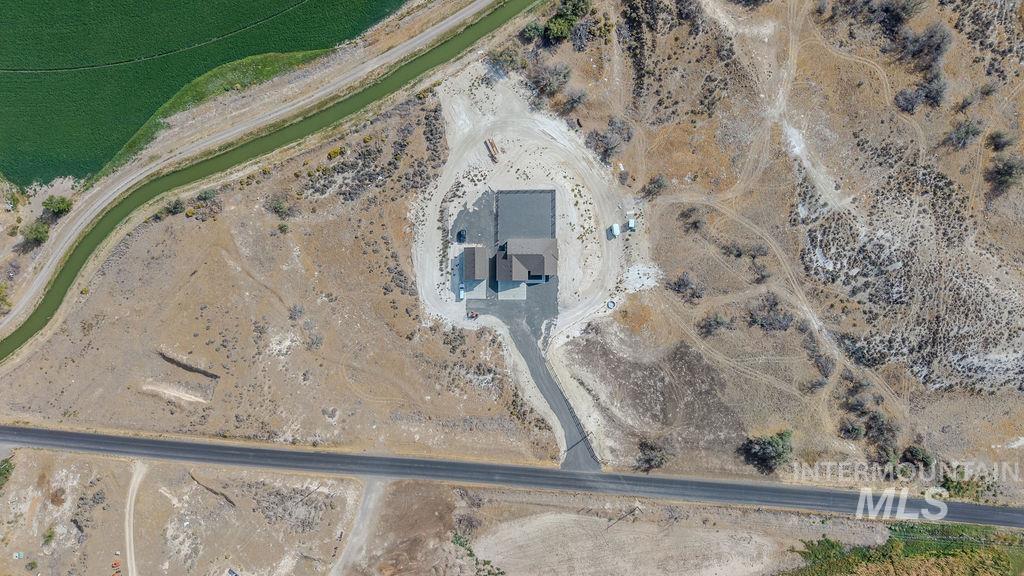 4420 N 900 E, Buhl, Idaho 83316, 3 Bedrooms, 2 Bathrooms, Residential For Sale, Price $689,900,MLS 99002458