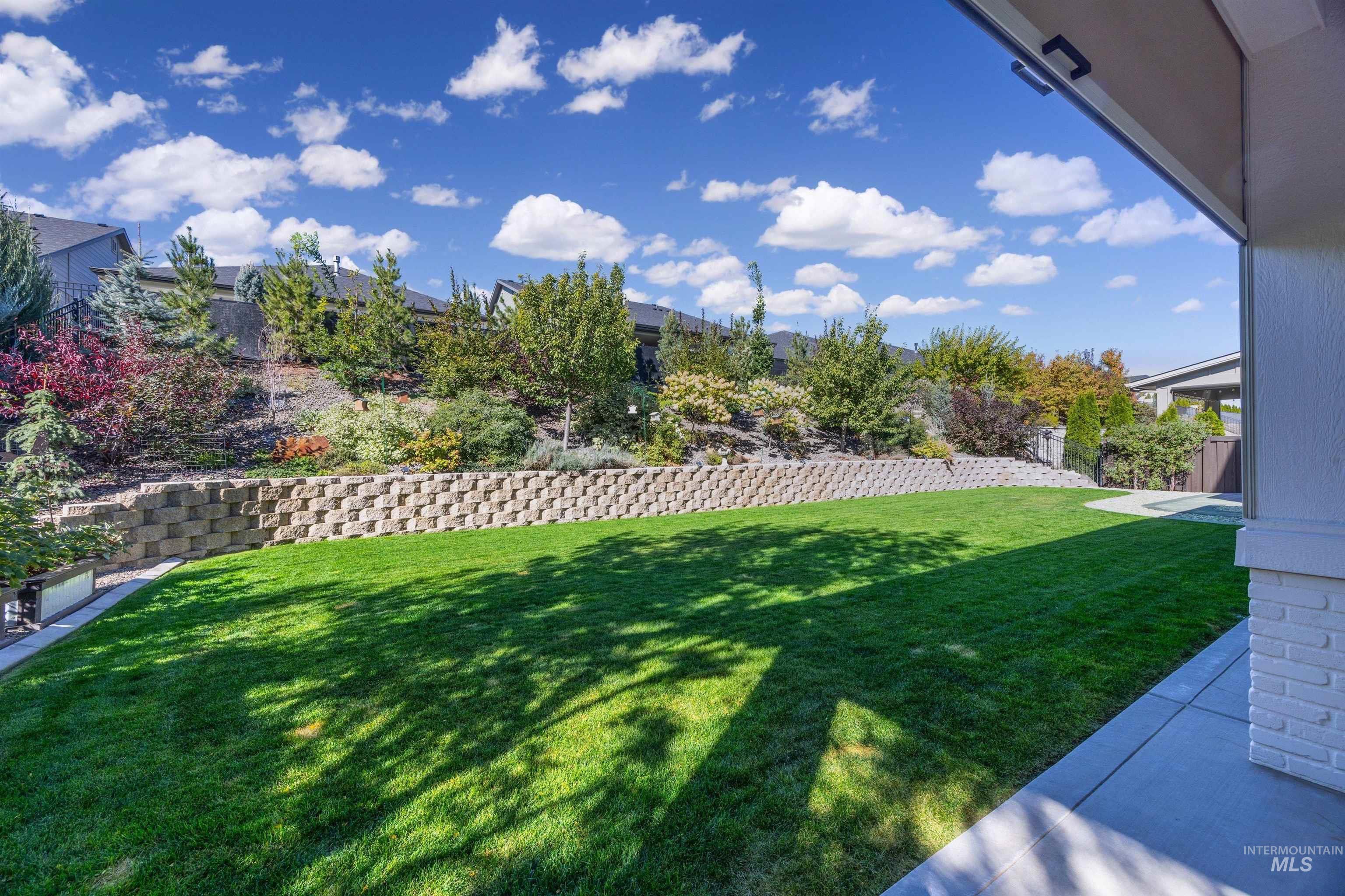 6243 S Bosch Way, Meridian, Idaho 83642, 5 Bedrooms, 4 Bathrooms, Residential For Sale, Price $1,349,900,MLS 99002460
