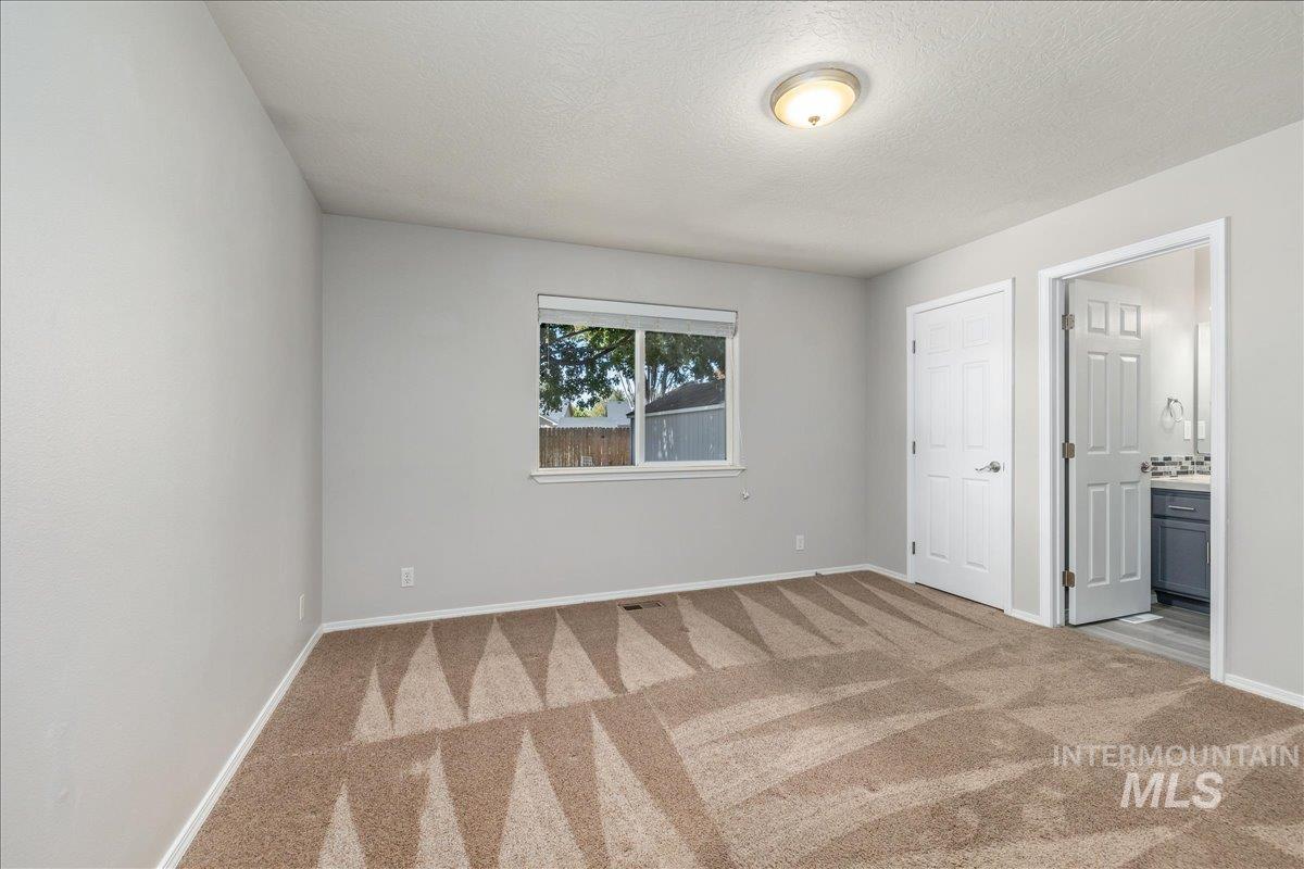 929 Pelican Way, Meridian, Idaho 83642, 3 Bedrooms, 2 Bathrooms, Residential For Sale, Price $420,000,MLS 99002462