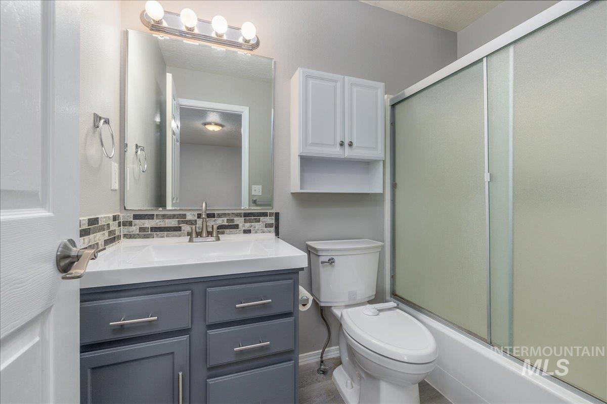 929 Pelican Way, Meridian, Idaho 83642, 3 Bedrooms, 2 Bathrooms, Residential For Sale, Price $420,000,MLS 99002462