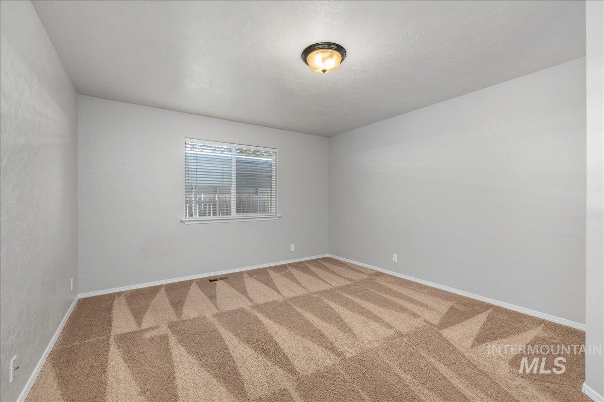 929 Pelican Way, Meridian, Idaho 83642, 3 Bedrooms, 2 Bathrooms, Residential For Sale, Price $420,000,MLS 99002462