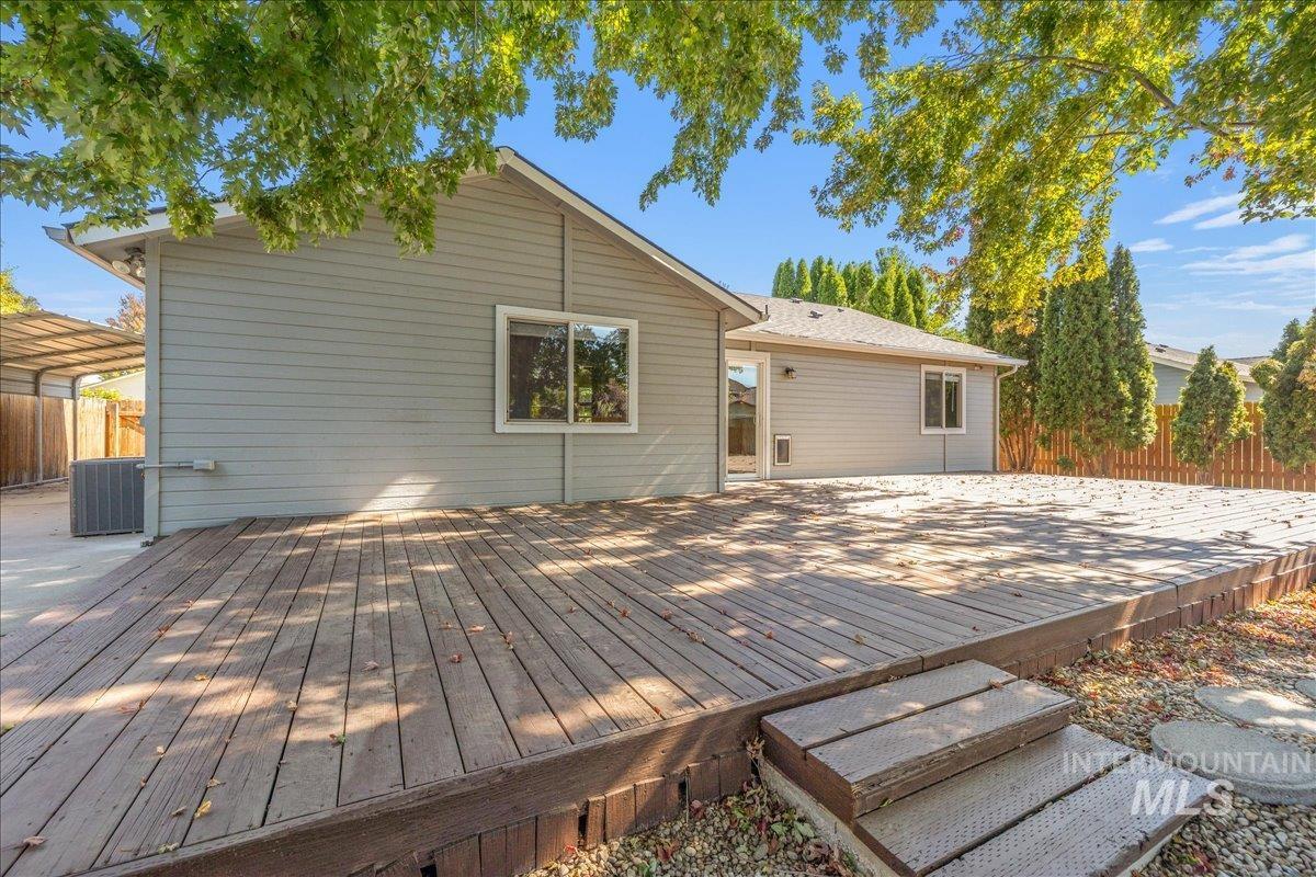 929 Pelican Way, Meridian, Idaho 83642, 3 Bedrooms, 2 Bathrooms, Residential For Sale, Price $420,000,MLS 99002462