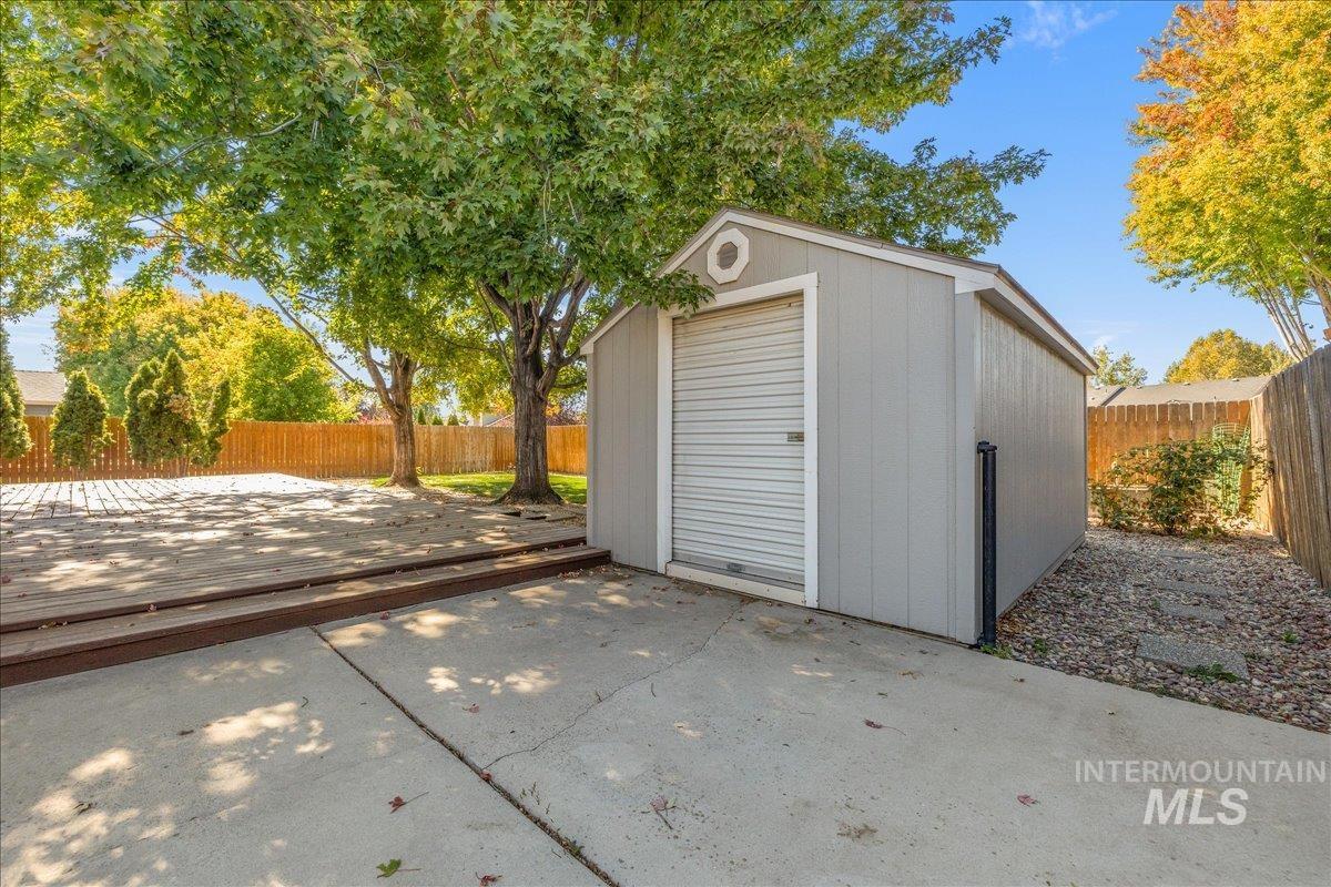 929 Pelican Way, Meridian, Idaho 83642, 3 Bedrooms, 2 Bathrooms, Residential For Sale, Price $420,000,MLS 99002462